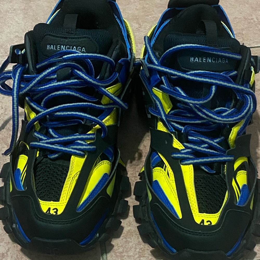 Balenciaga Track
